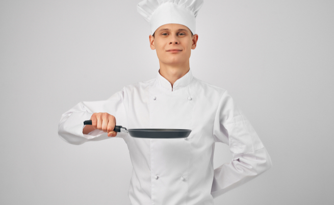 Cucinare con il forno a microonde fa male oppure no?