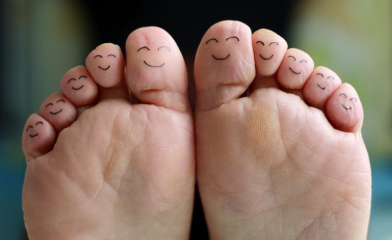 Pelle dei piedi secca? Ok, possiamo risolvere il problema